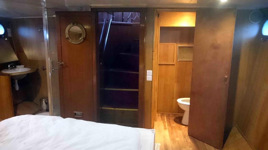 Отель Yacht Bateau Moteur Benetti 19M Сет Экстерьер фото
